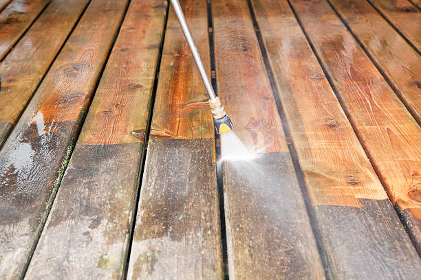 Meiners Oaks, CA Pressure Washing Services Company